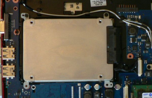 Installation du SSD dans le portable Samsung N150 Plus
